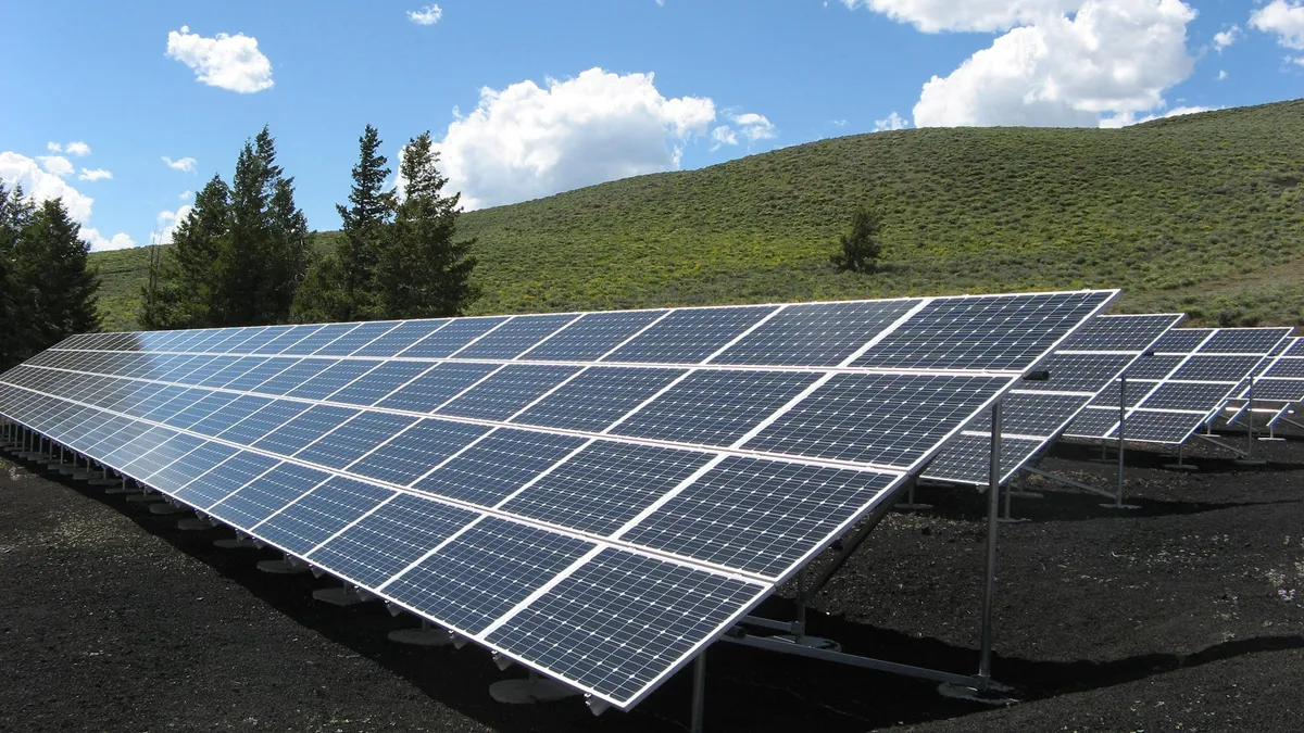 From Sand to Sunlight: How UL-Listed Solar Panels Are Made